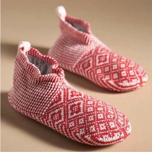 Anthropologie Shoes - Anthropologie Bombas Diamond fairisle grippsocks size large NWOT